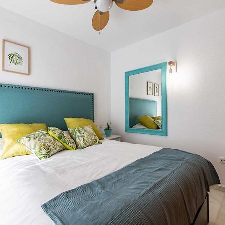 Fuengirola Los Boliches Paseo Maritimo Rey De Espana Esquina Lope De Vega 1 Dormitorio Mas Sofa Cama Salon Mas Cama Supletoria Extérieur photo